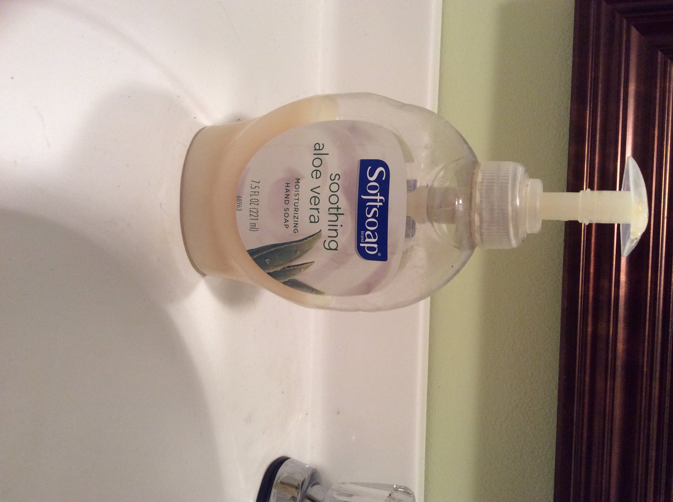 Photo of Softsoap® Soothing Aloe Vera Liquid Hand Soap uploaded by Alicia D.