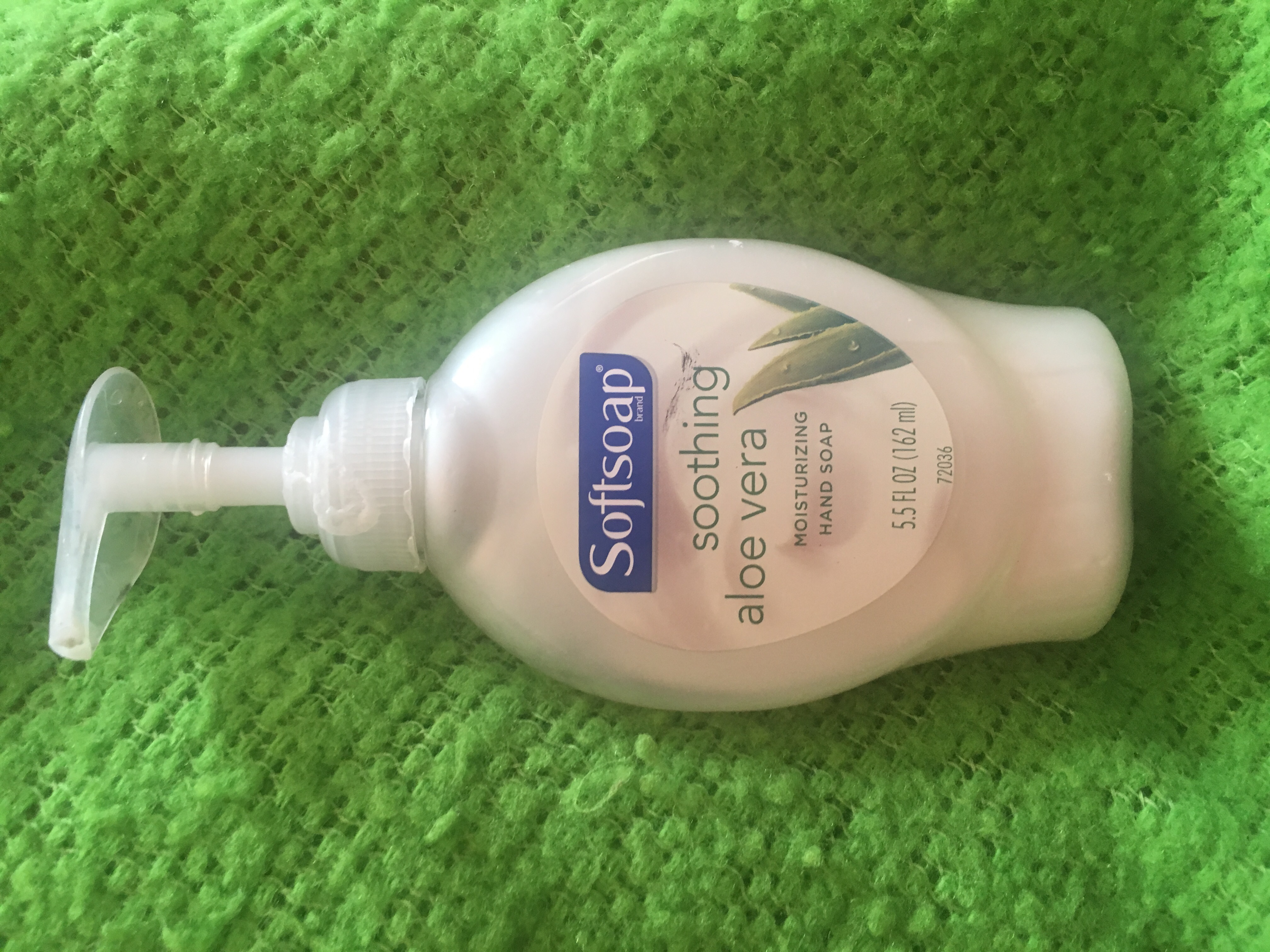 Photo of Softsoap® Soothing Aloe Vera Liquid Hand Soap uploaded by Madison C.