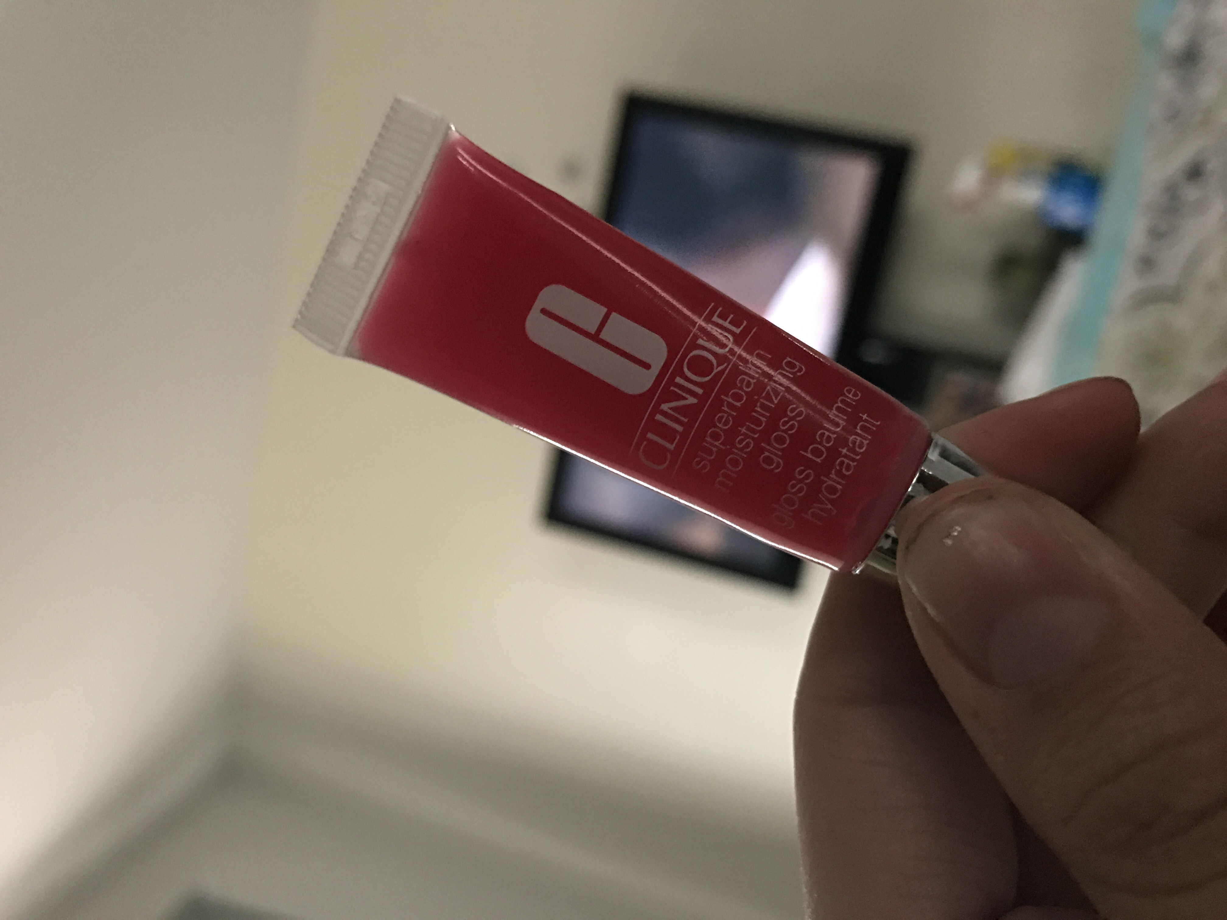 Photo of Clinique Superbalm™ Moisturizing Gloss uploaded by Naomi R.