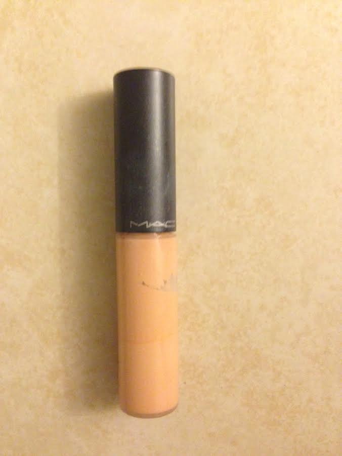 Photo of M.A.C Cosmetics Select Moisturecover uploaded by Ness D.