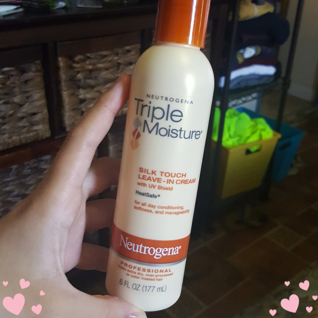 Neutrogena® Triple Moisture Silk Touch Leave-In Cream